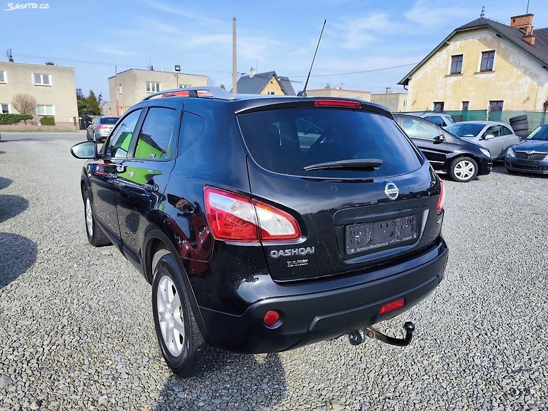 Nissan Qashqai (2012) - fotka 4 z 25