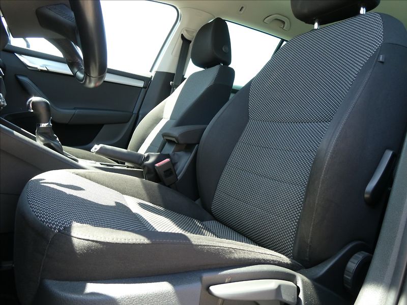 Škoda Octavia 1,4 TSi 103kW DSG 1.majitel - fotka 34 z 41