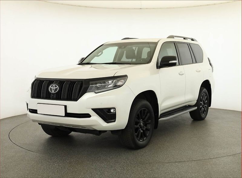 Toyota Land Cruiser (2023) 2.8 D-4D - fotka 2 z 22