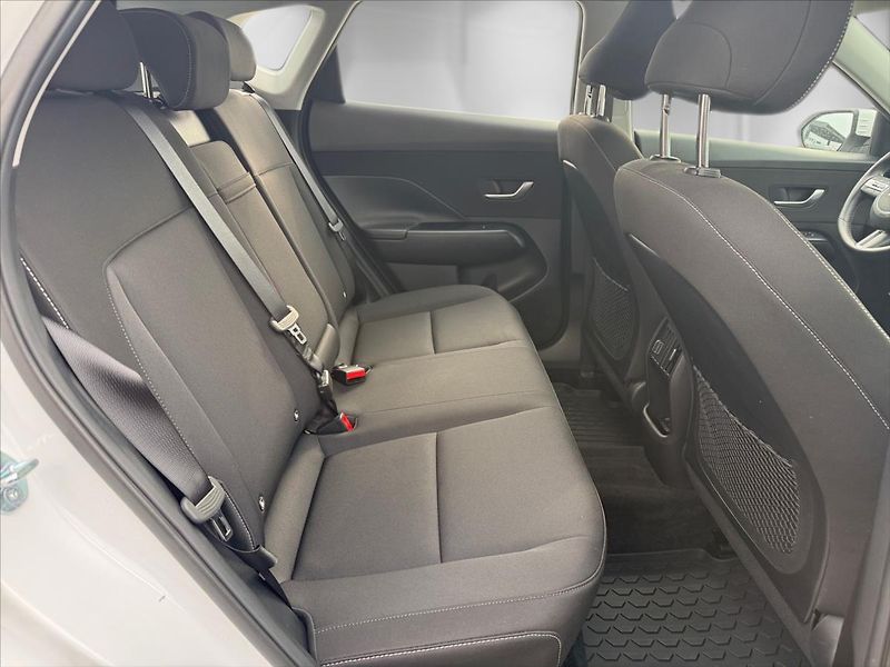 Hyundai Kona 1,6 TGDi DCT Smart - fotka 20 z 24