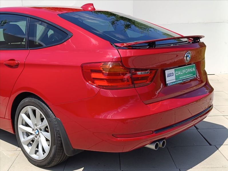 BMW Řada 3 2,0 325D GT Aut. kůže navi kam - fotka 10 z 39