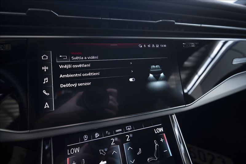 Audi Q7 3,0 TDI QUATTRO S-LINE 1. MAJ - fotka 47 z 51