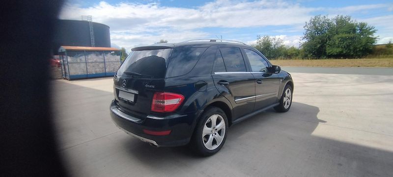 Mercedes-Benz Třídy M (2010) ML-300CDI,volat- 608 081 843 - fotka 4 z 16