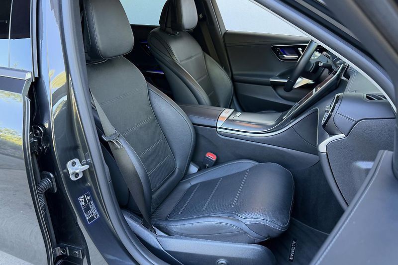 Mercedes-Benz Třídy C (2023) C 220d 4Matic Allterrain - fotka 63 z 125