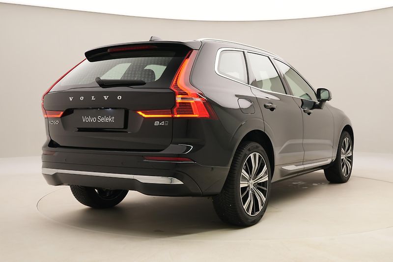 Volvo XC60 B4 AWD BRIGHT PLUS AUT - fotka 13 z 58