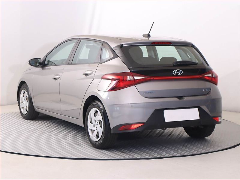 Hyundai i20 (2022) 1.0 T-GDI MHEV, Automat - fotka 4 z 17