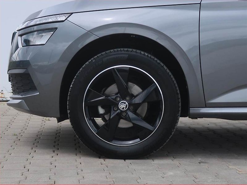 Škoda Kamiq (2023) Style 1.5 TSI - fotka 14 z 19