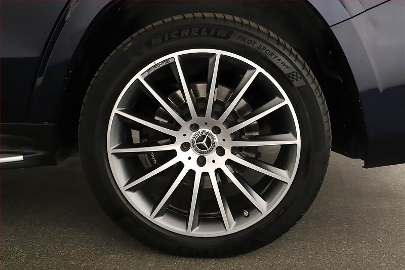 Mercedes-Benz GLS (2019) 500 4MATIC - fotka 20 z 20