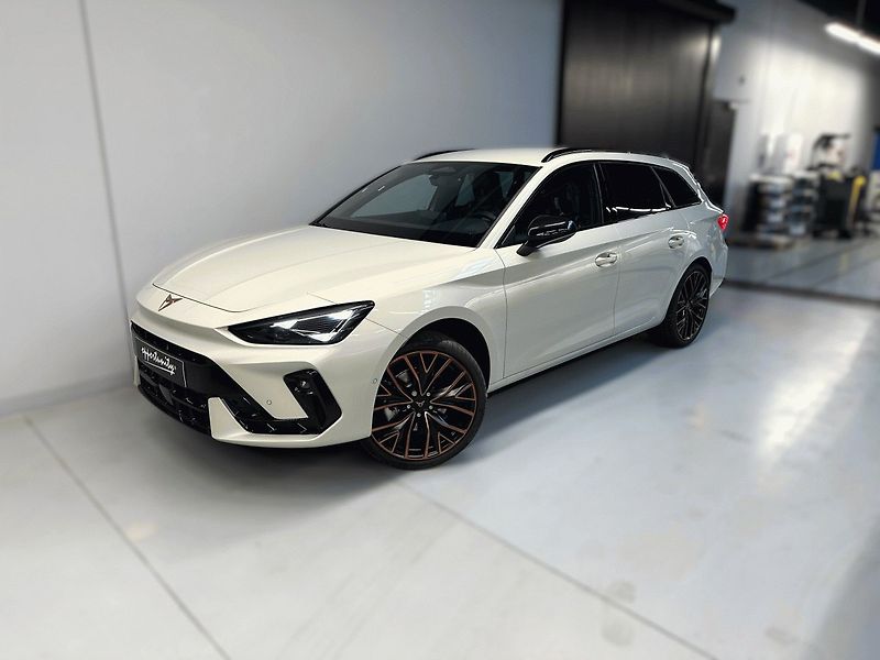 Cupra Leon (2026) SP 2.0 TSI 204k DSG 4WD - fotka 1 z 18