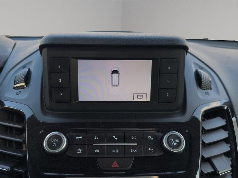 Ford Tourneo Connect (2019) Titanium L2 1.5 EcoBlue 88kW, - fotka 18 z 24