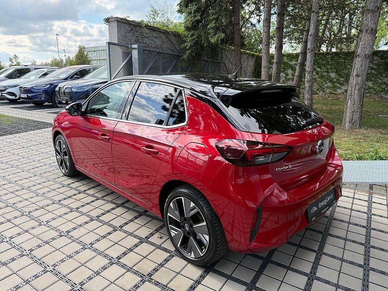 Opel Corsa Ultimate 50kWh REZERVACE - fotka 4 z 36