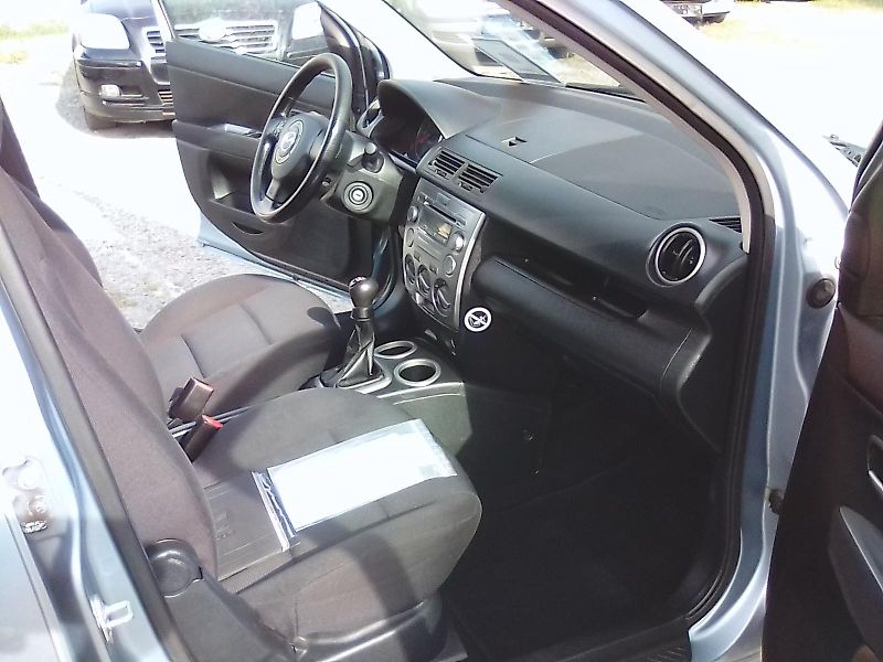 Mazda 2 (2007) 1.4i, 2.majitel - fotka 16 z 30