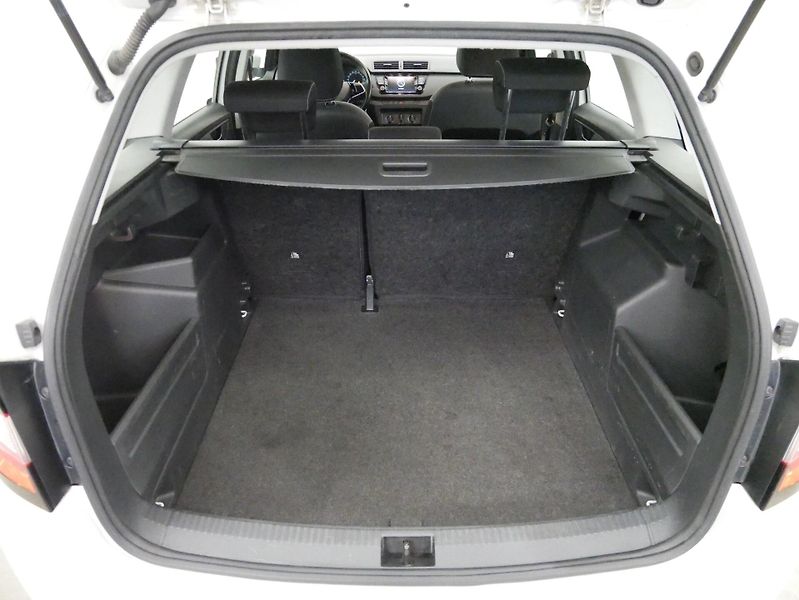 Škoda Fabia - fotka 23 z 23