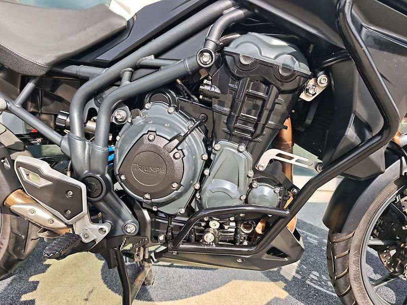 Triumph Tiger Explorer 1200 (2015) - fotka 14 z 19