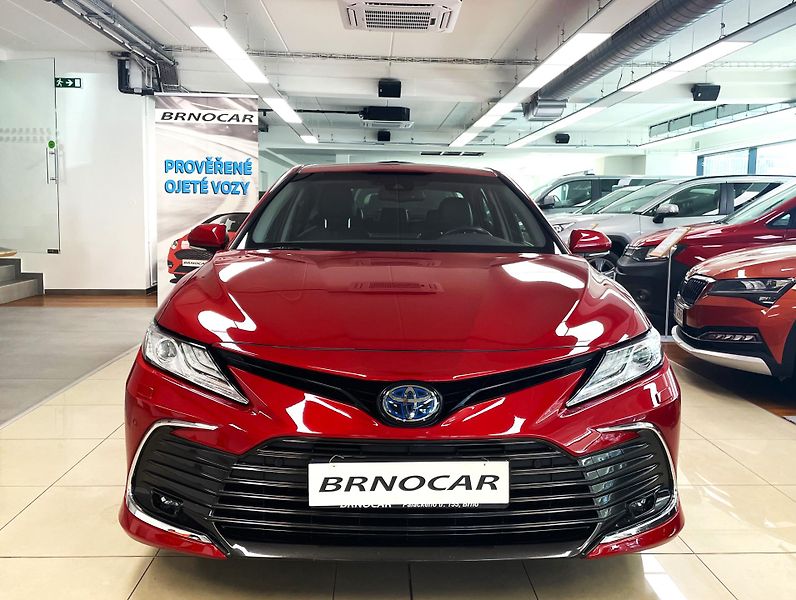 Toyota Camry 2.5 HEV, EXECUTIVE, ČR - fotka 2 z 28