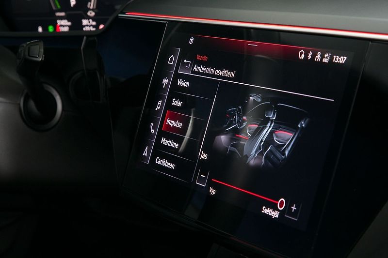 Audi e-tron 55 300kW Matrix NightV ZÁRUKA - fotka 31 z 38