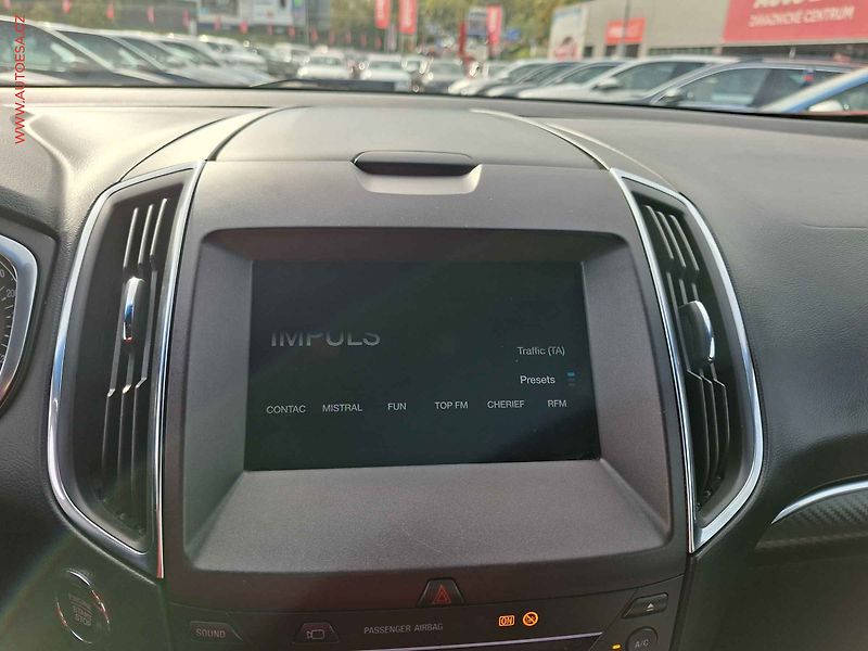 Ford Edge (2019) 2.0TDCi 4x4, 1.maj, AT, LED - fotka 18 z 24