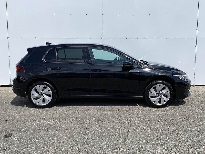 Volkswagen Golf 1,5 e-TSI 85 kW Life MHEV DSG - fotka 3 z 27