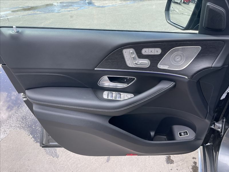 Mercedes-Benz GLE 2,9 4MATIC AMG Line TAŽNÉ  400 - fotka 14 z 23