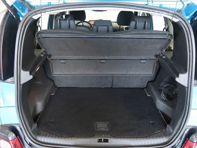 Citroën C3 Picasso (2009) 1.4 i, nová STK, Tažné, Klima - fotka 11 z 11