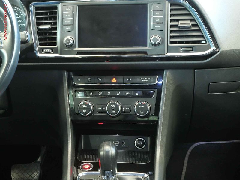 Seat Ateca (2018) 2.0TSi 4x4, ČR, DSG, navi - fotka 10 z 26