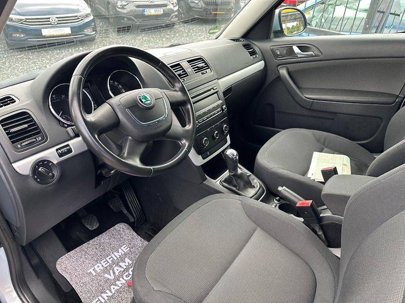 Škoda Yeti (2010) 1.2TSi VÝHŘEV SED. - fotka 7 z 15