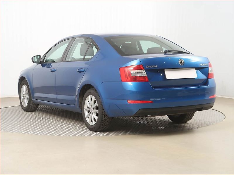 Škoda Octavia (2016) 1.6 TDI, Tempomat - fotka 4 z 16