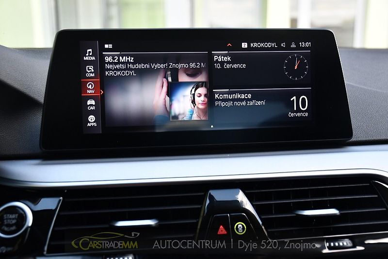 BMW Řada 5 518d ČR 1.M CARPLAY - fotka 31 z 54