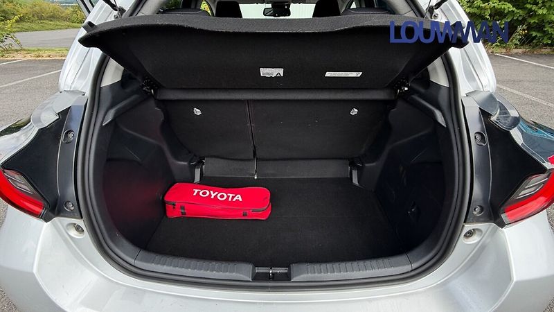 Toyota Yaris COMFORT STYLE TECH - fotka 13 z 18