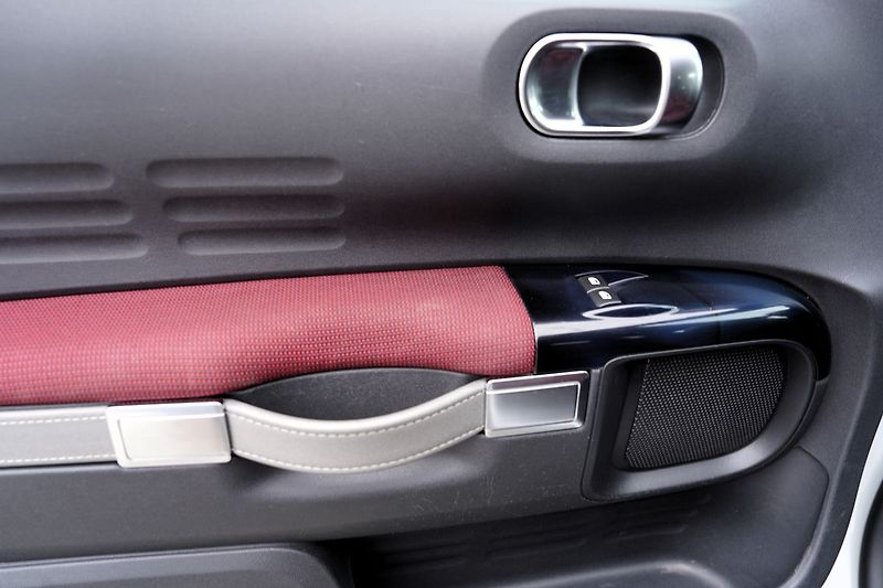 Citroën C4 1.6 BlueHDi, automat/Al./klima - fotka 15 z 36