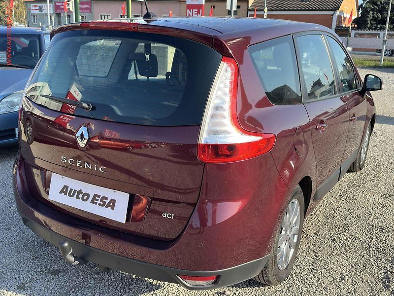 Renault Scénic (2013) 1.5 dCi, navi, autoAC - fotka 4 z 20