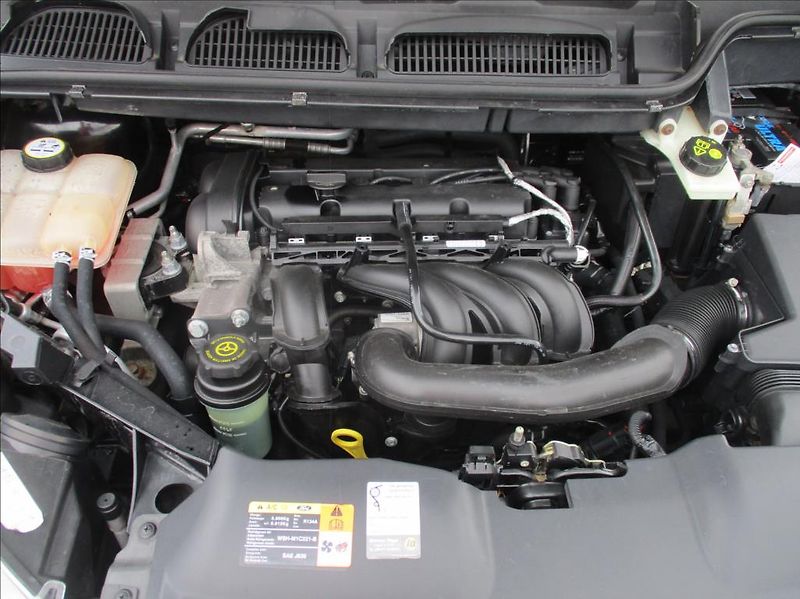 Ford C-MAX 1,6 16V, klima,serviska,tažné, - fotka 19 z 26