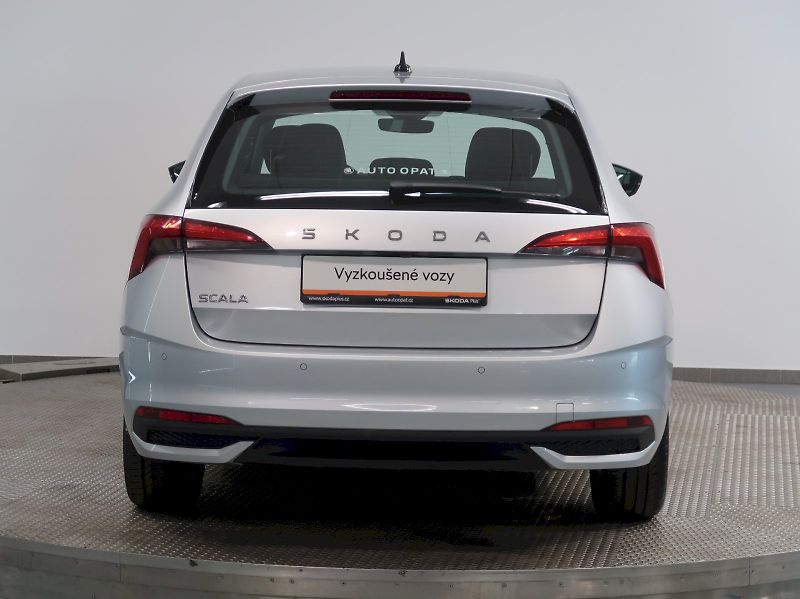 Škoda Scala (2024) SELECTION 1.0TSI 85KW - fotka 9 z 38