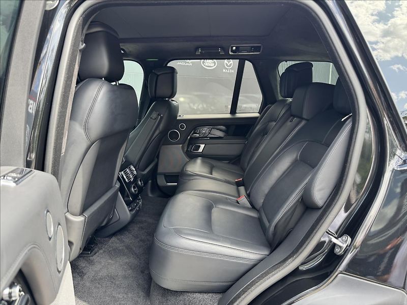 Land Rover Range Rover 5,0 S/C V8 Autobiography AWD Č - fotka 13 z 39