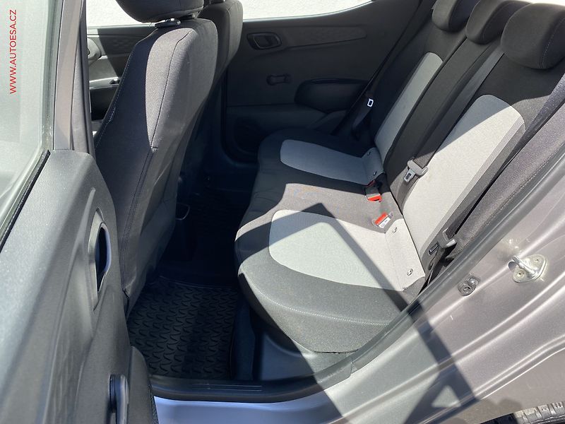 Hyundai i10 (2023) 1.0i, 2.maj,ČR, Comfort, AT - fotka 10 z 18