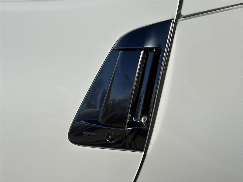 Nissan 370 Z 3,7 i Premium 1.ČR TOP STAV - fotka 45 z 49