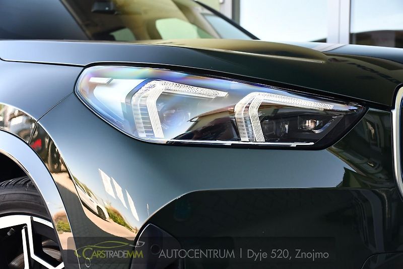 BMW iX1 xDrive30 X-LINE H/K HUD TAŽNÉ - fotka 52 z 54