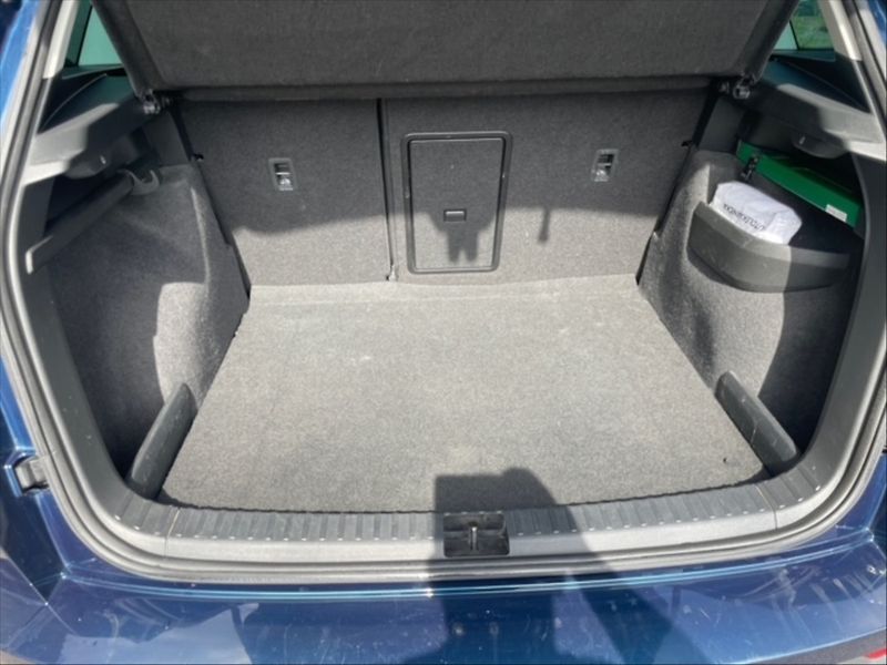 Škoda Karoq 2,0 TDI 85 Style - fotka 6 z 11
