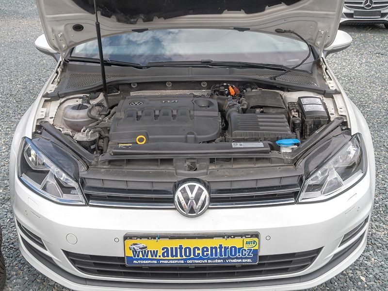 Volkswagen Golf (2014) 1.6TDI 77KW – 2x KOLA - fotka 33 z 40