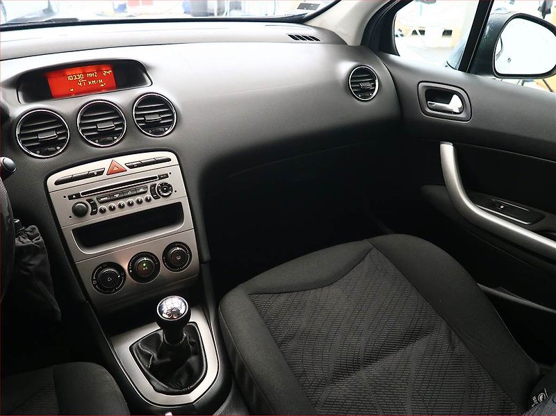 Peugeot 308 (2008) 1.6 VTi, za skvělou cenu - fotka 8 z 14