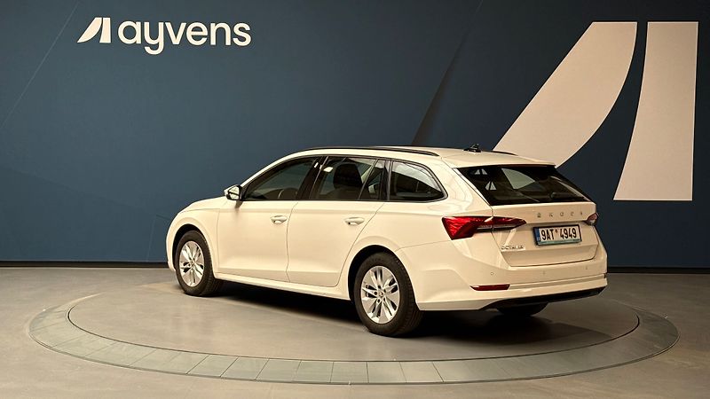 Škoda Octavia 2.0 TDI 110kW DSG Ambition Com - fotka 3 z 13