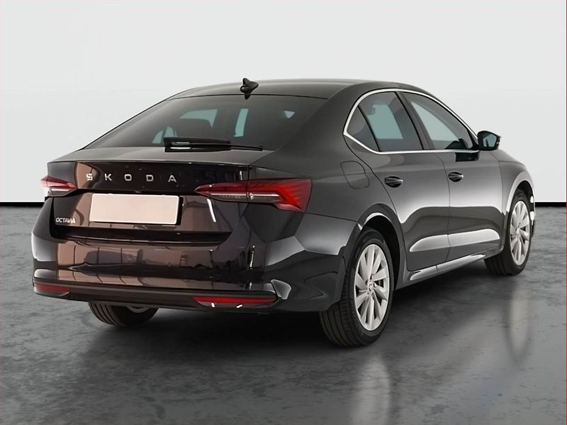 Škoda Octavia (2024) Top Selection 2.0 TDI - fotka 5 z 26