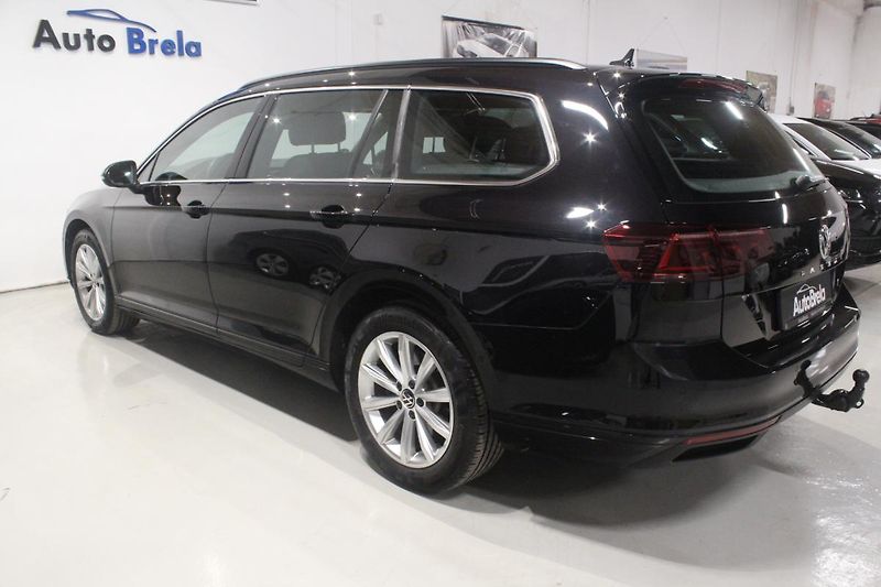 Volkswagen Passat (2020) 2.0TDI DSG Display Matrix - fotka 10 z 36