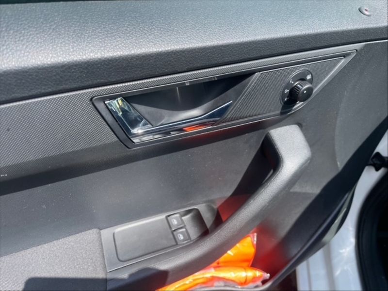 Škoda Fabia 1,0 TSI 70 Ambition - fotka 11 z 11