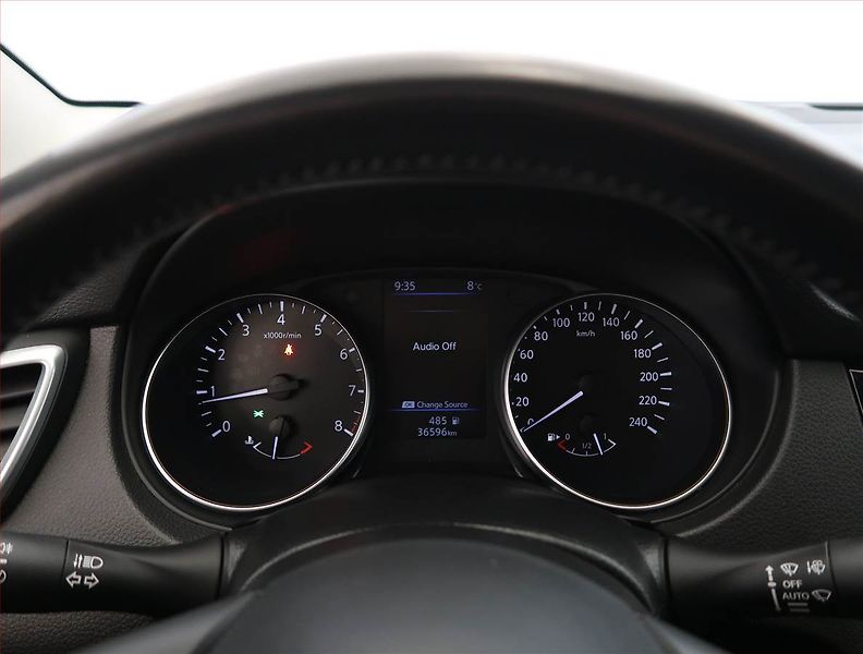 Nissan Qashqai (2019) 1.3 DIG-T, ČR,1.maj - fotka 11 z 21