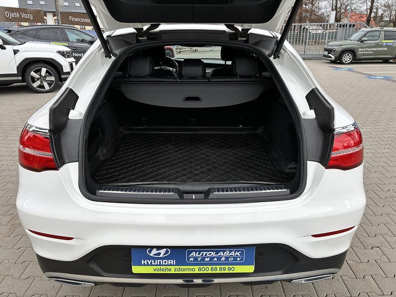 Mercedes-Benz GLC 250d-150kw,4x4,COUPE, AMG,AT  - fotka 36 z 36