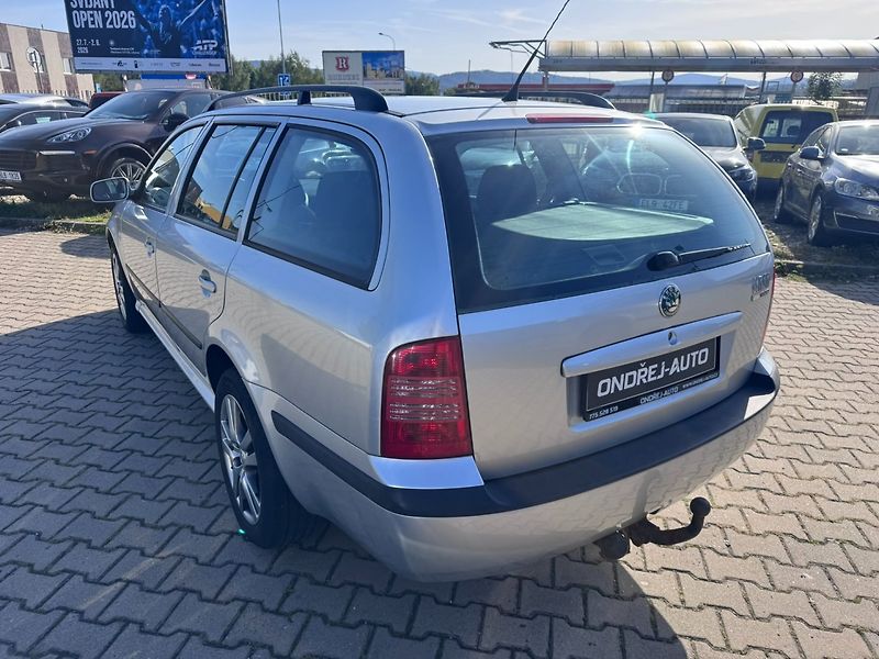 Škoda Octavia (2006) 1,6 MPI 75 KW KILOMETRY - fotka 4 z 45
