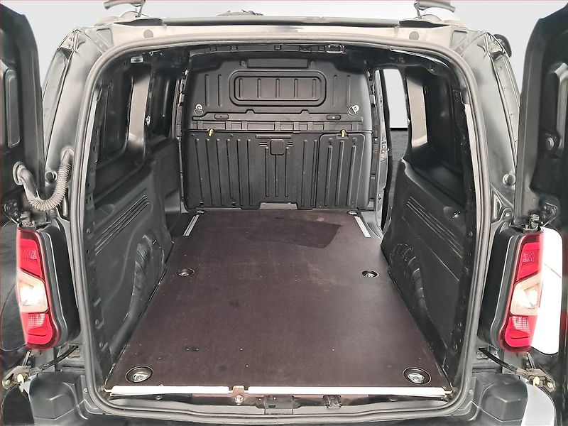 Opel Combo (2020) Maxi 1.5 CDTI, 3Místa, ČR, DPH - fotka 11 z 14