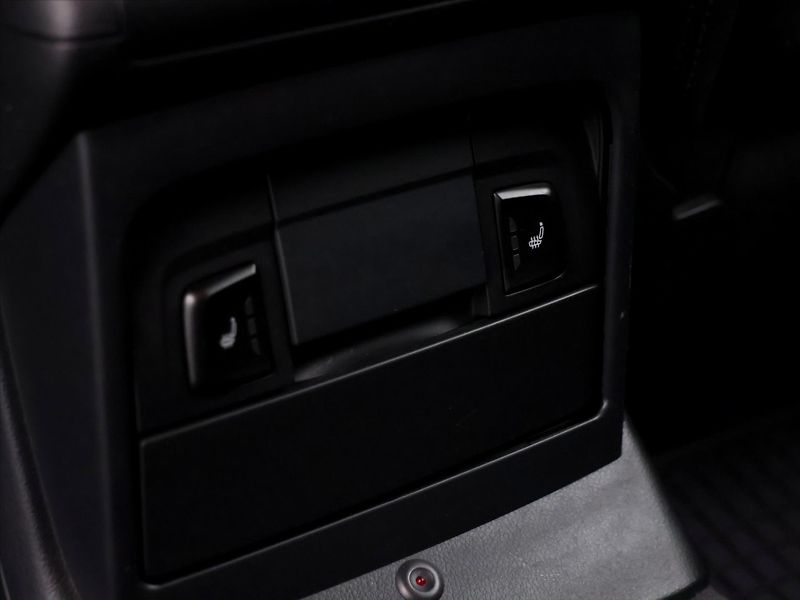 Audi Q5 3.0 TDI 180kW Quattro S-Tronic - fotka 14 z 38