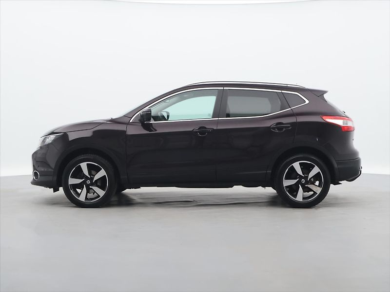Nissan Qashqai 1,2 DIG-T Navi Panorama 1.Maj. - fotka 4 z 28